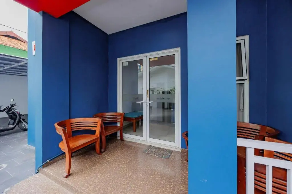 Foto - RedDoorz Syariah near Metropolitan Mall Bekasi