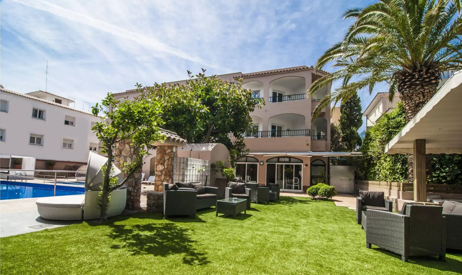 Foto - Apartamentos Royal Life