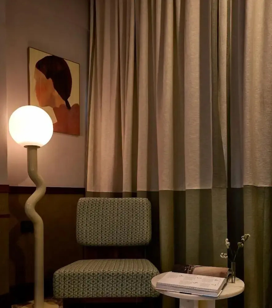 Photo - The Kin Hotel