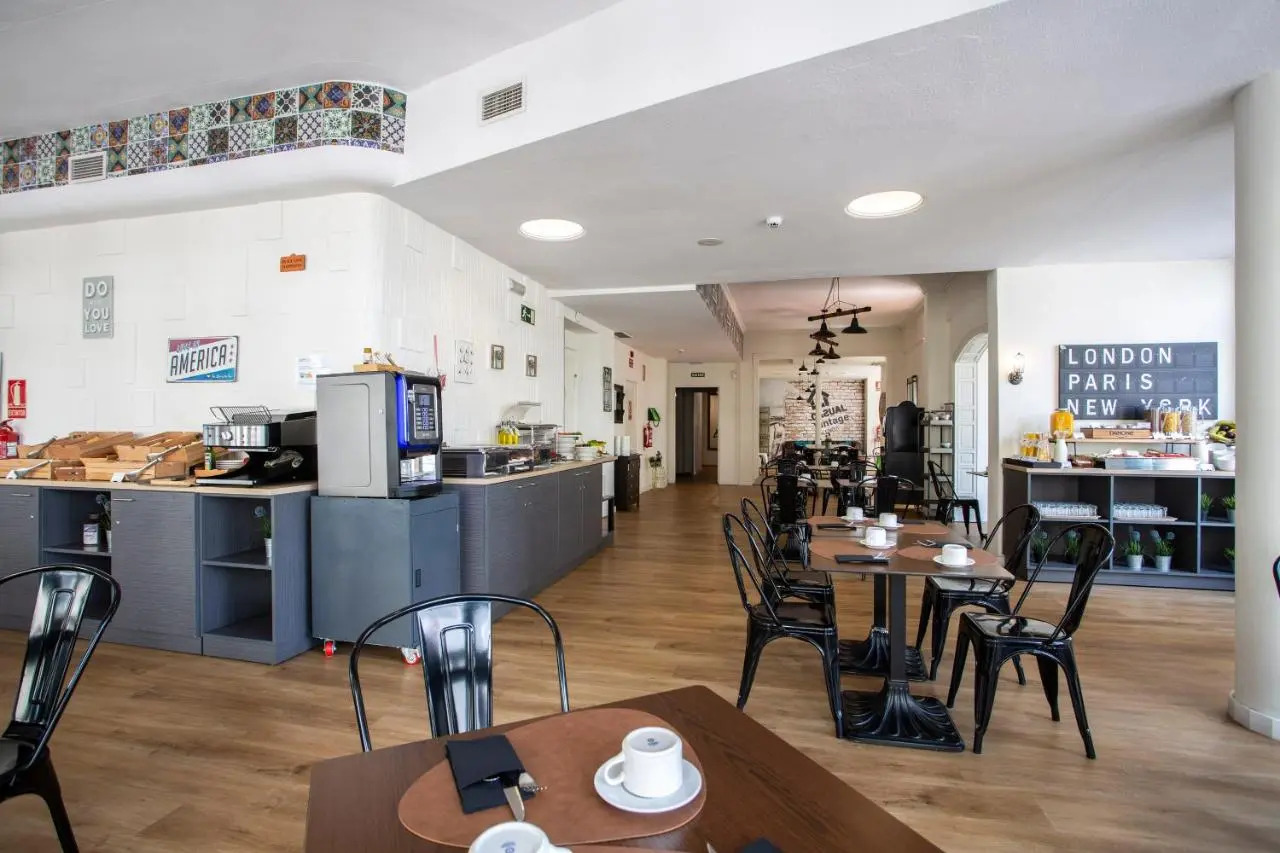 Photo - Casual Vintage Valencia