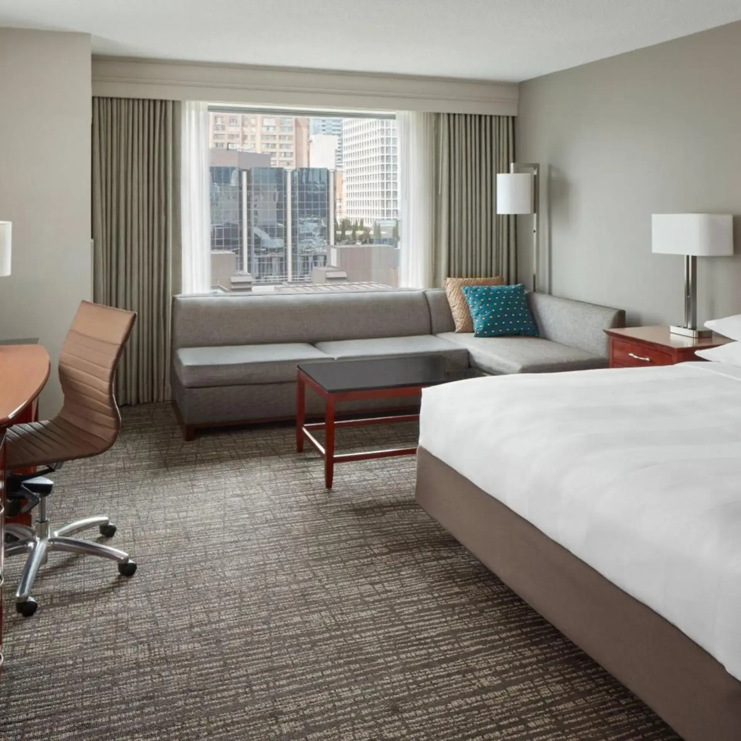 Photo - Marriott Downtown at CF Toronto Eaton Centre