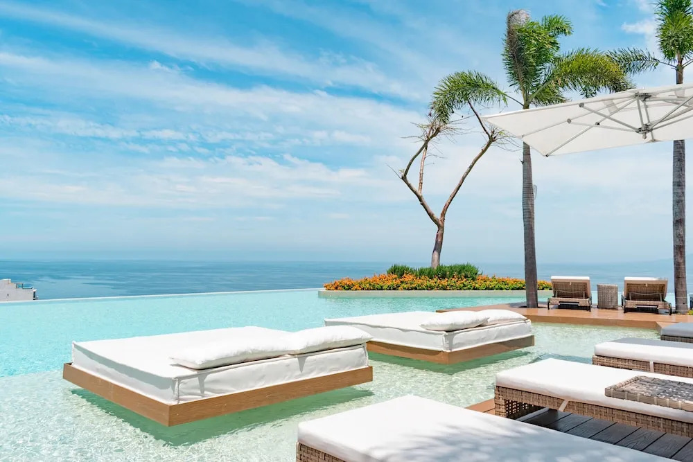 Foto - Maxwell Collection Romantic Zone