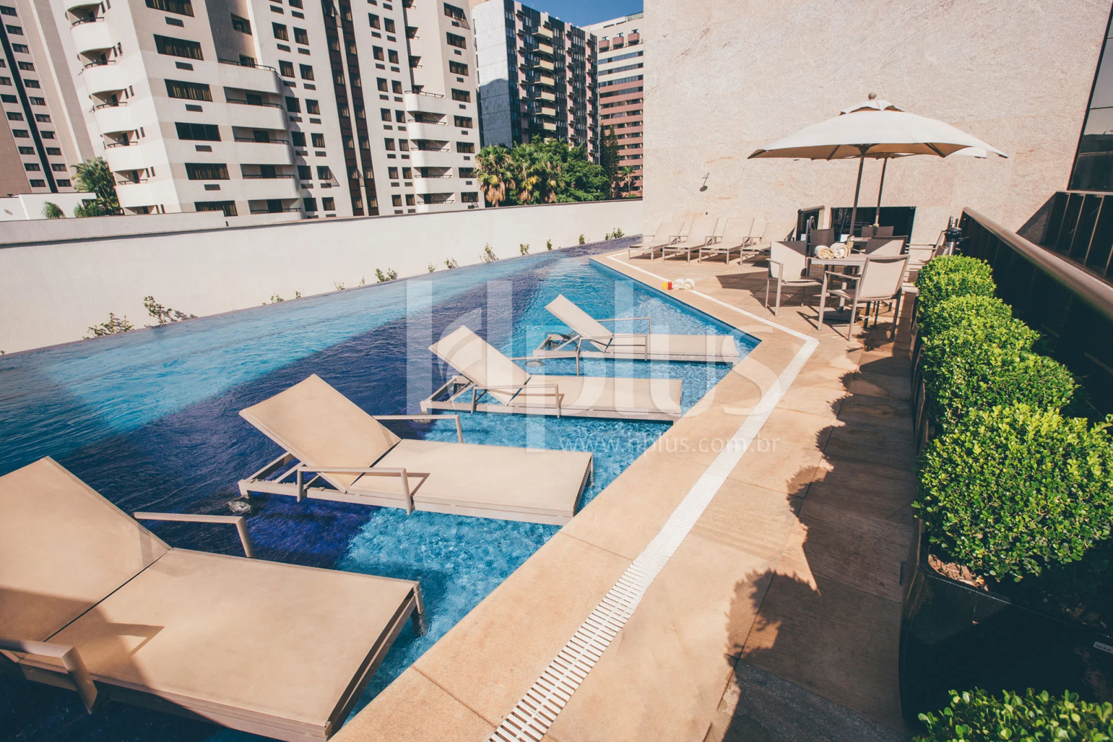 Photo - Cullinan Hplus Premium