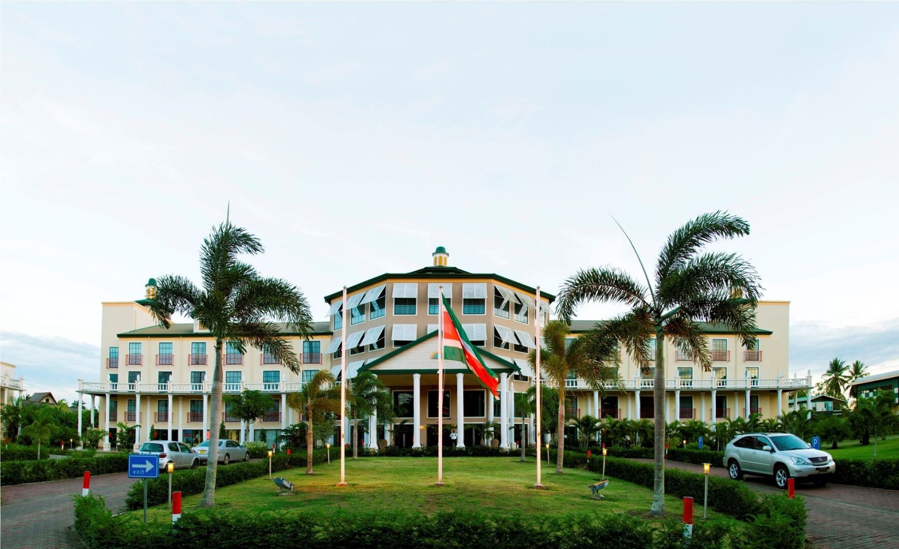 Photo - Royal Torarica