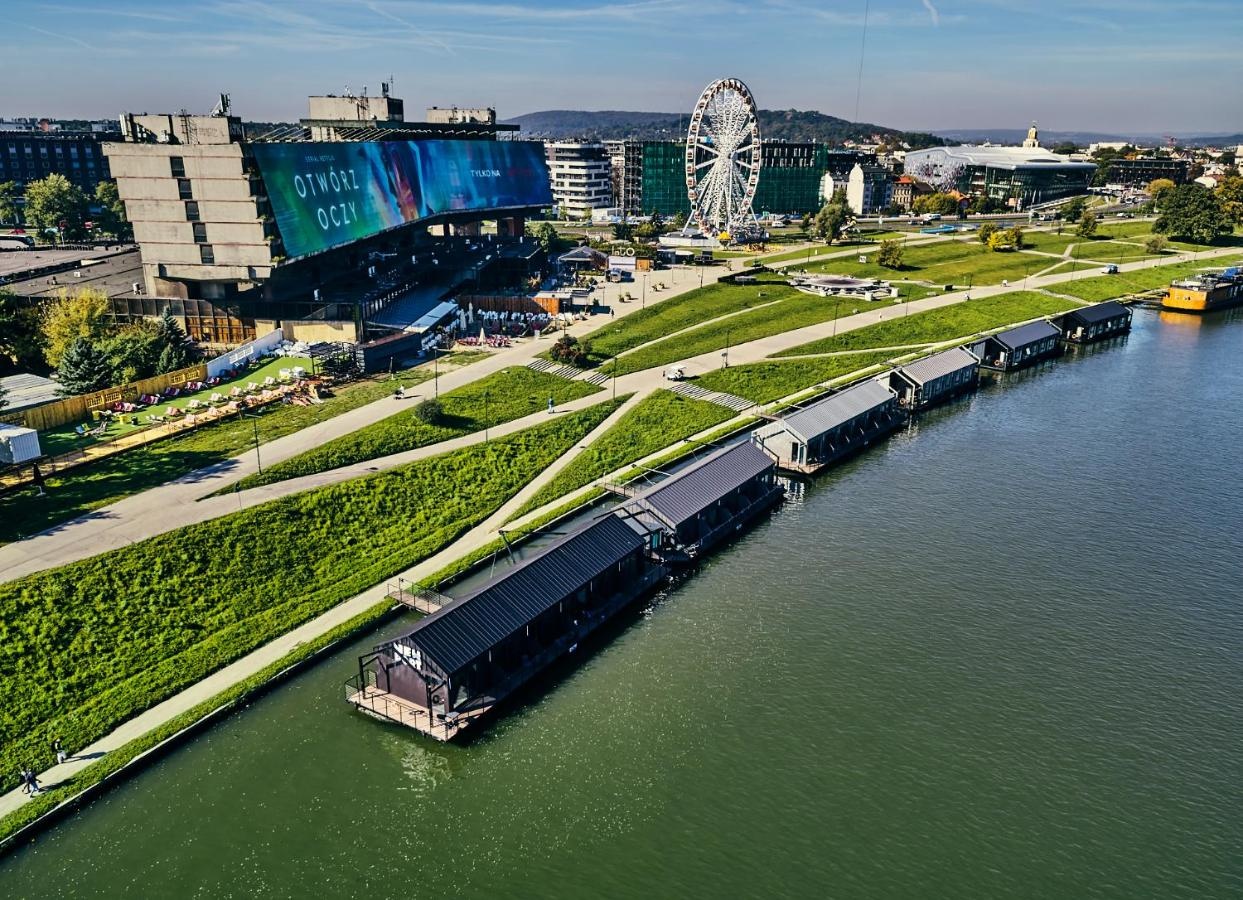 Photo - New Port Hotel