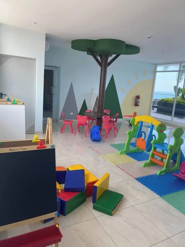 Photo - Luxury Oceanview Guest Room Near Hilton Panama with Pool Access