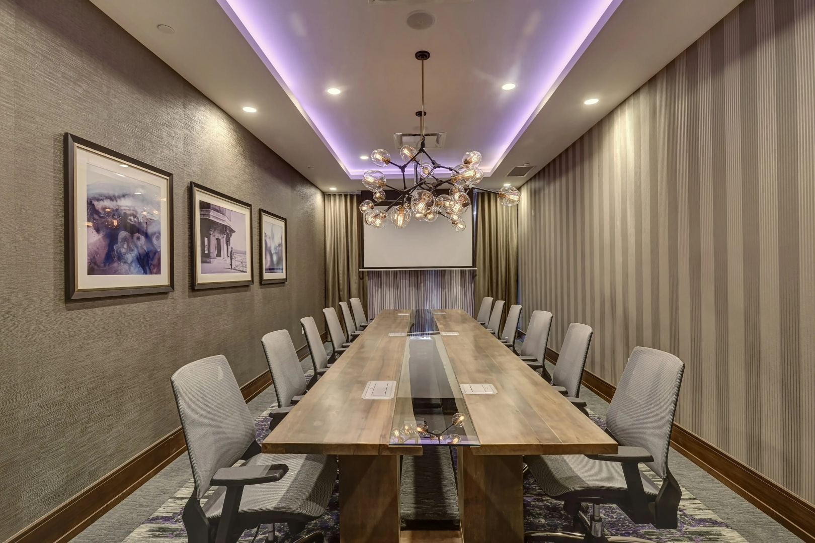 Photo - Home2 Suites by Hilton Toronto Brampton