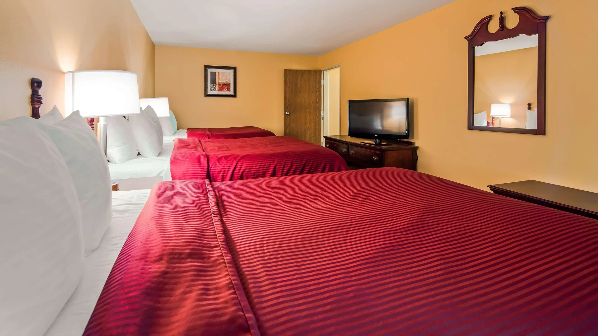 Photo - Best Western Clearlake Plaza