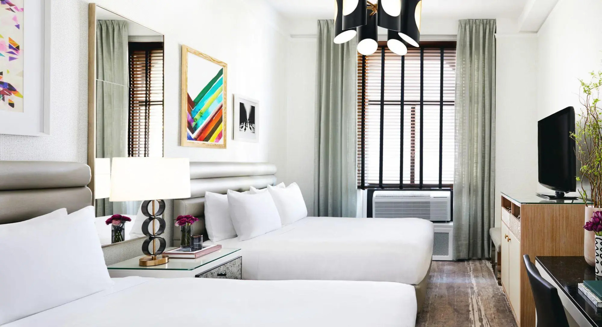 Photo - Galleria Park Hotel