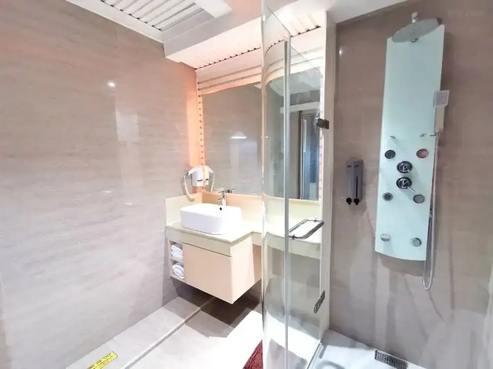 Photo - Capital O 75451 Podstel Hostel Bangkok