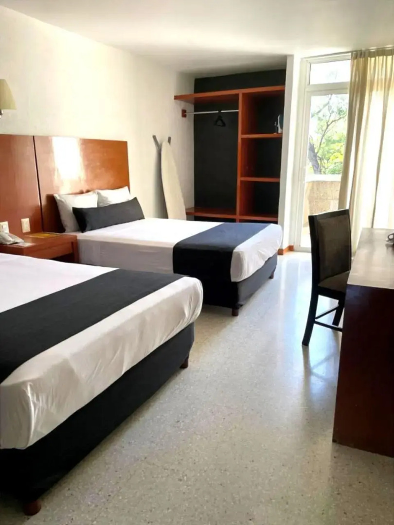 Photo - Hotel Central