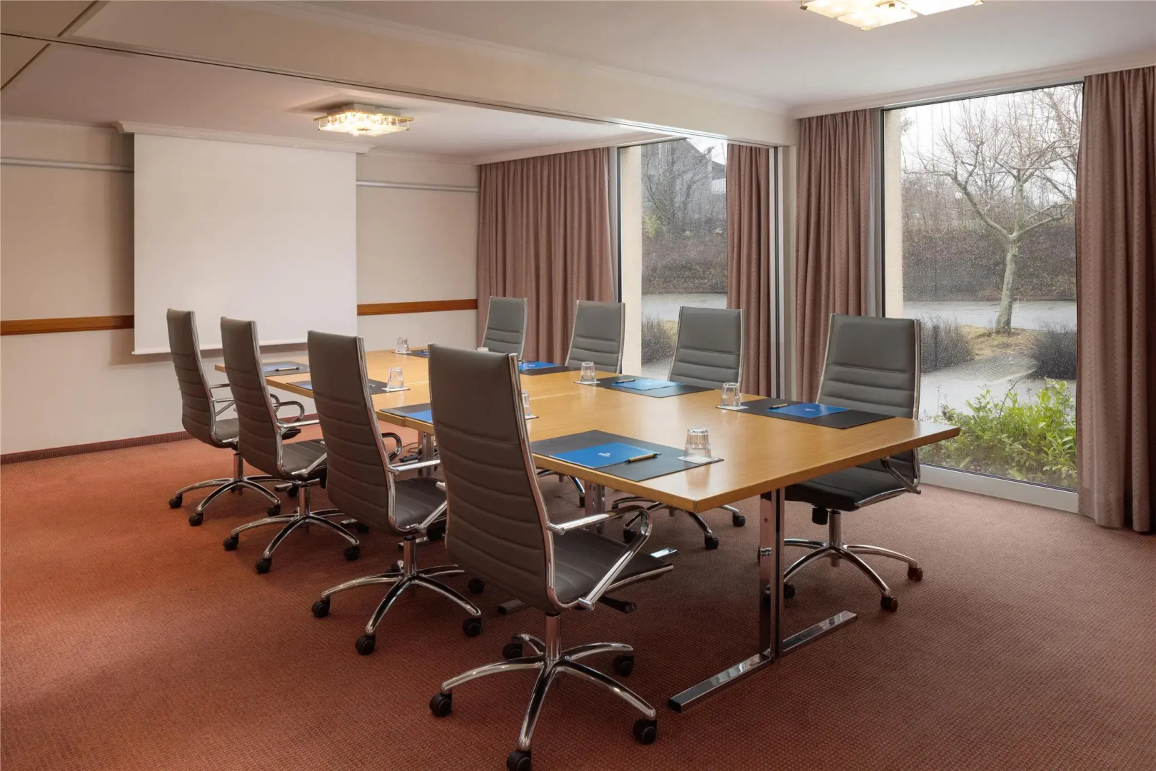 Photo - Hilton Zurich Airport