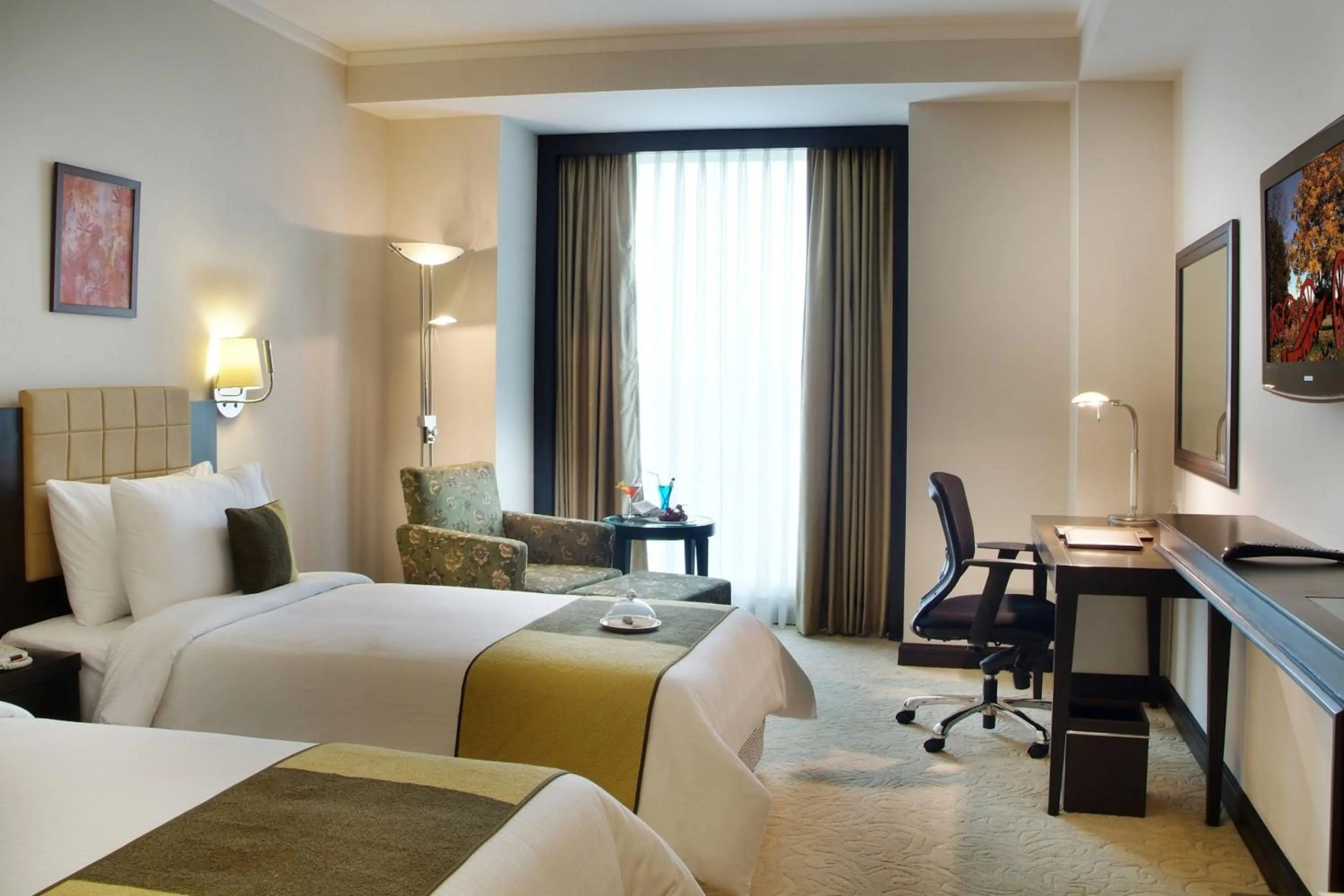 Photo - Goldfinch Hotel Delhi NCR