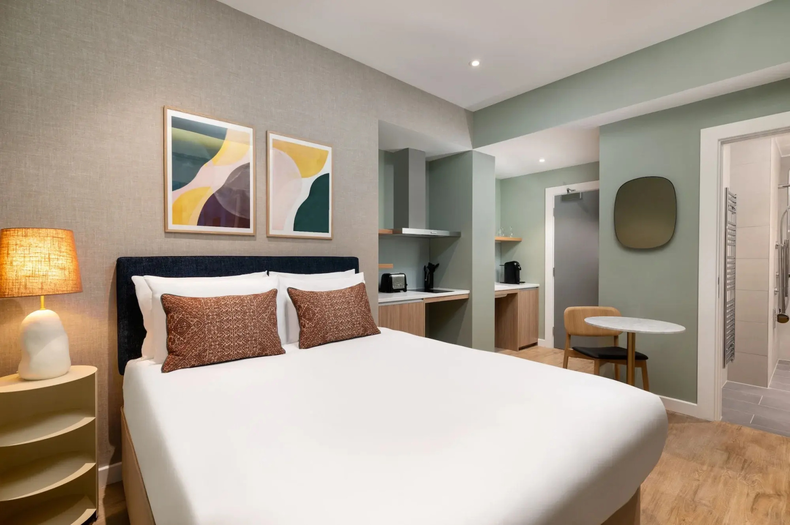 Photo - The Lincoln Suites