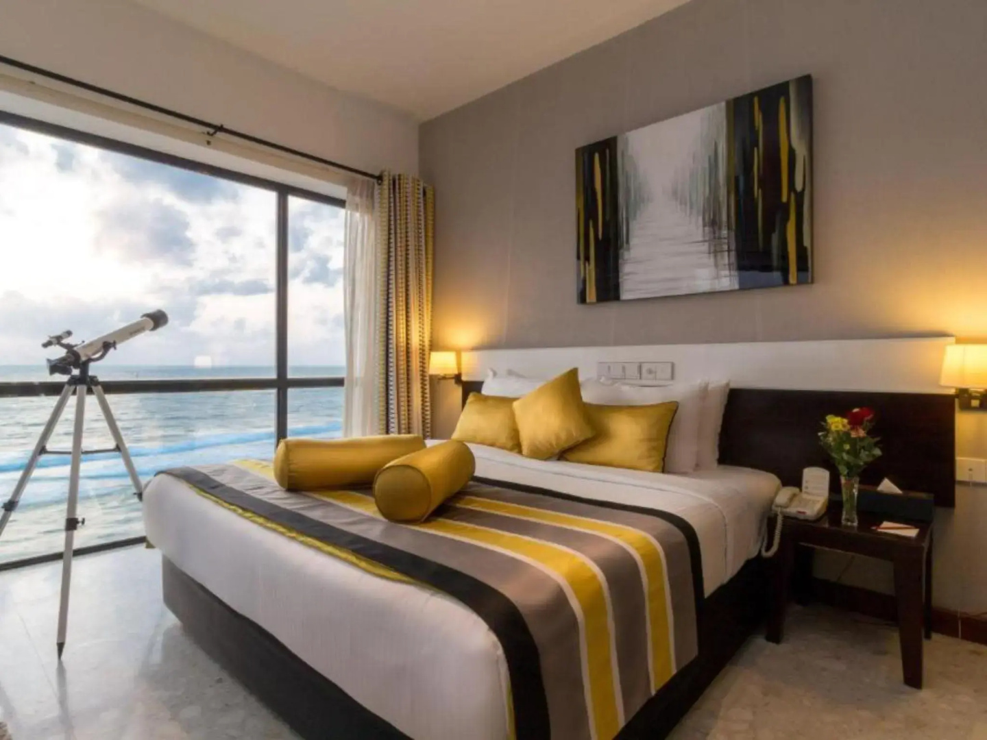 Photo - The Ocean Colombo - Guaranteed Sea View Rooms