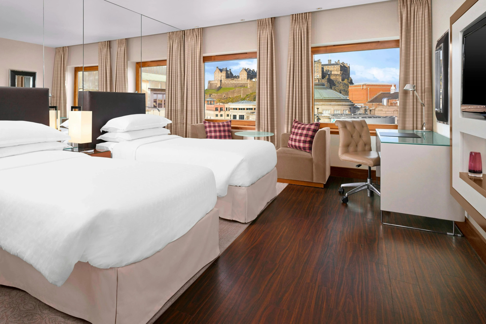 Photo - Sheraton Grand Hotel & Spa, Edinburgh