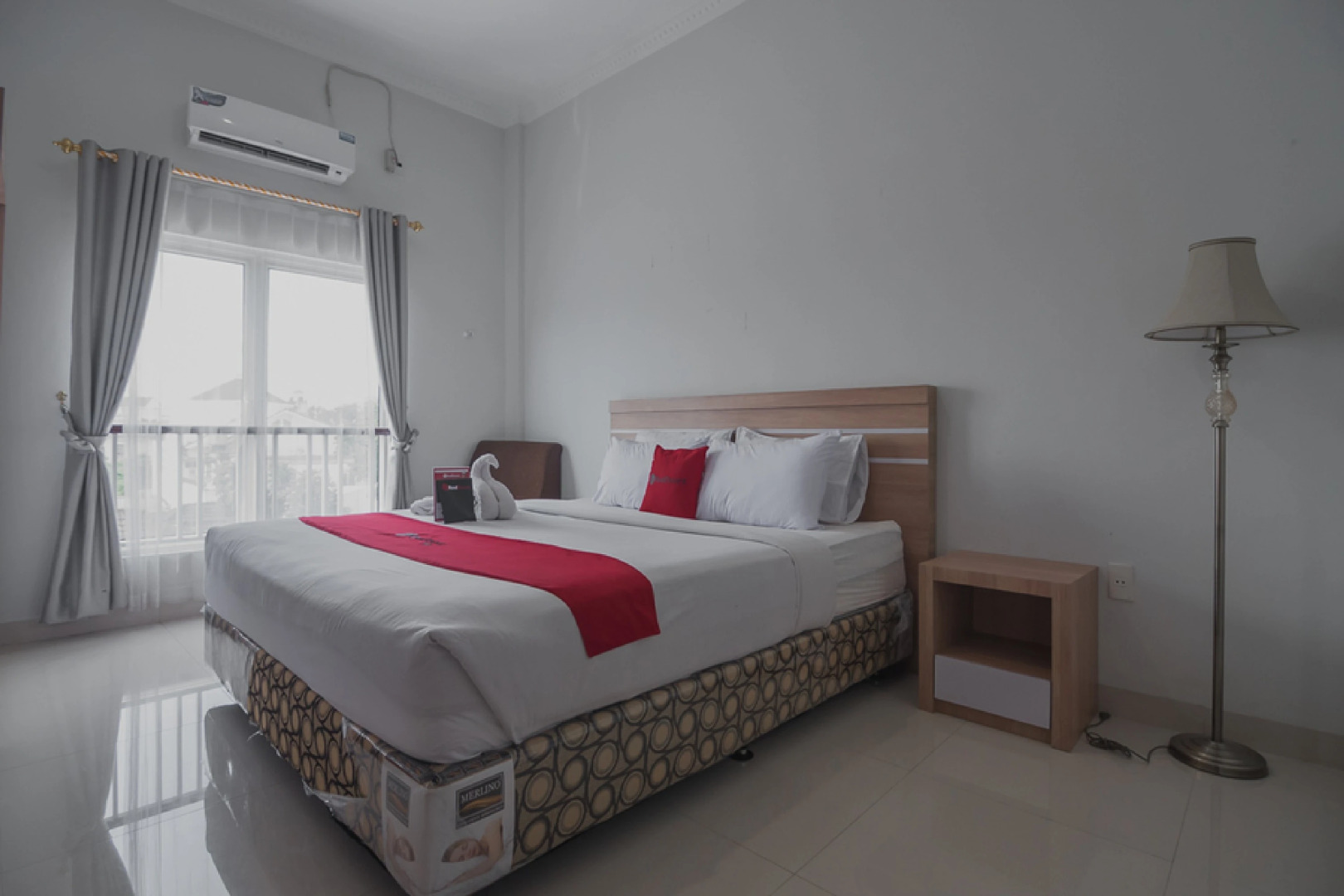 Photo - RedDoorz near Hermes Place Polonia Medan