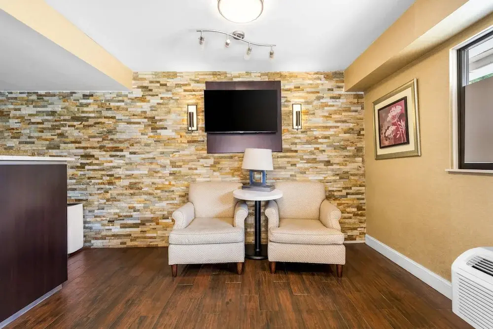 Photo - Econo Lodge Charlotte Airport