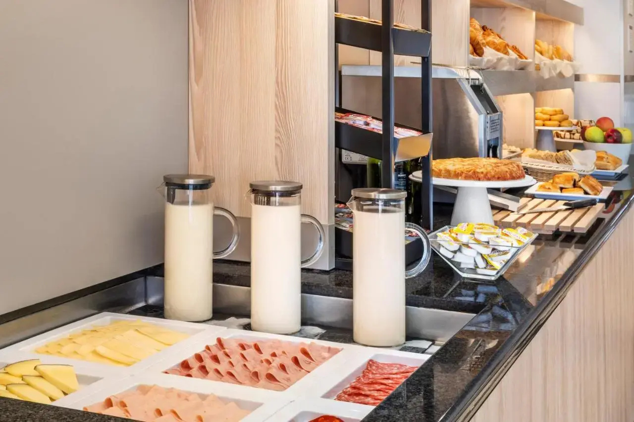 Photo - B&B HOTEL Madrid Aeropuerto T4
