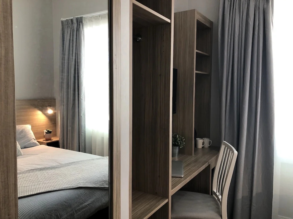 Photo - Carnarvon Lodge Kirribilli, Sydney