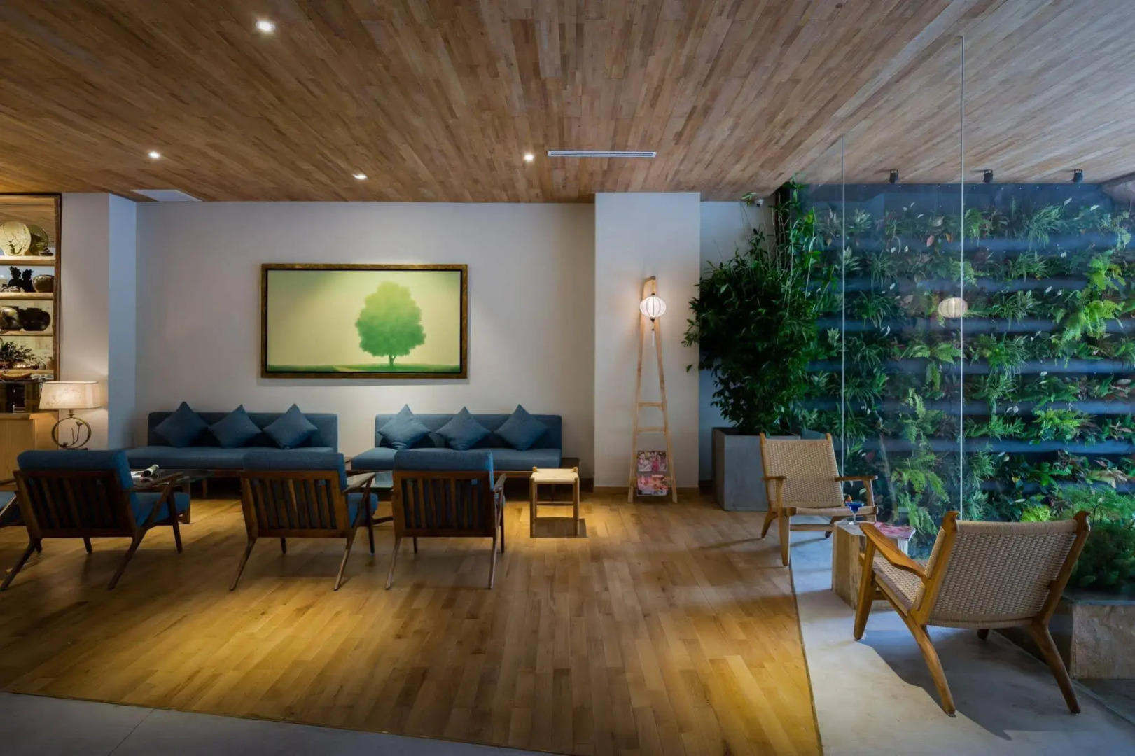 Photo - Silverland Yen Hotel