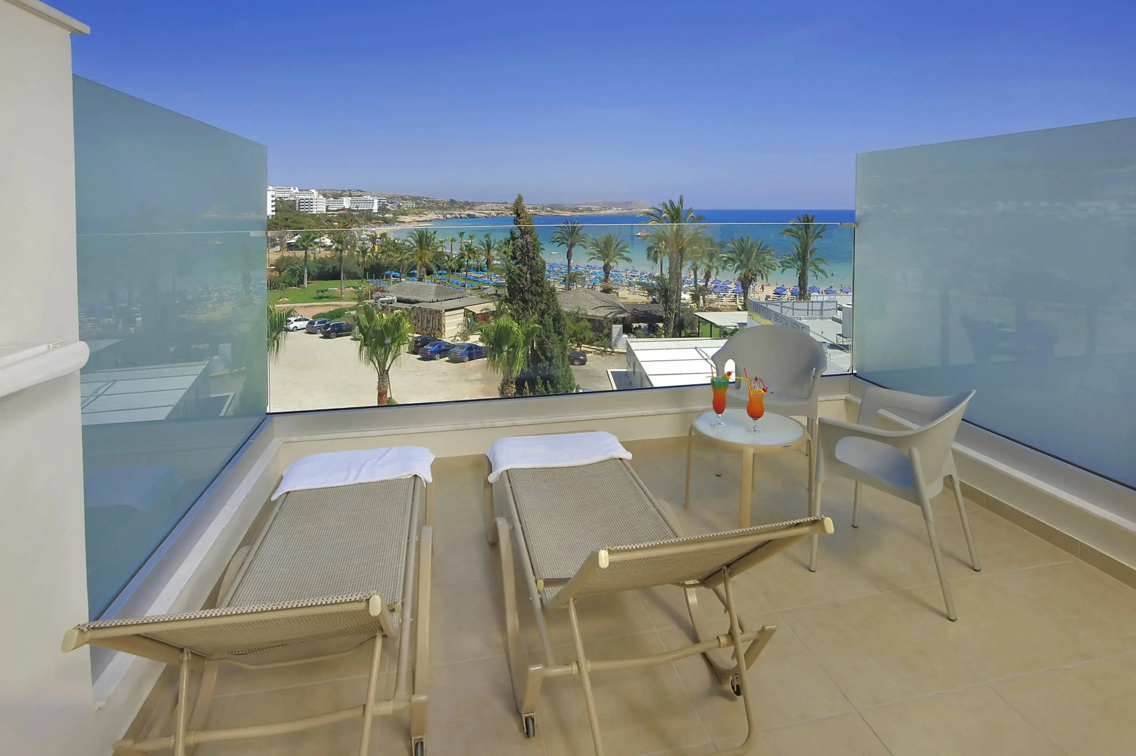Foto - Nelia Beach Hotel & Spa