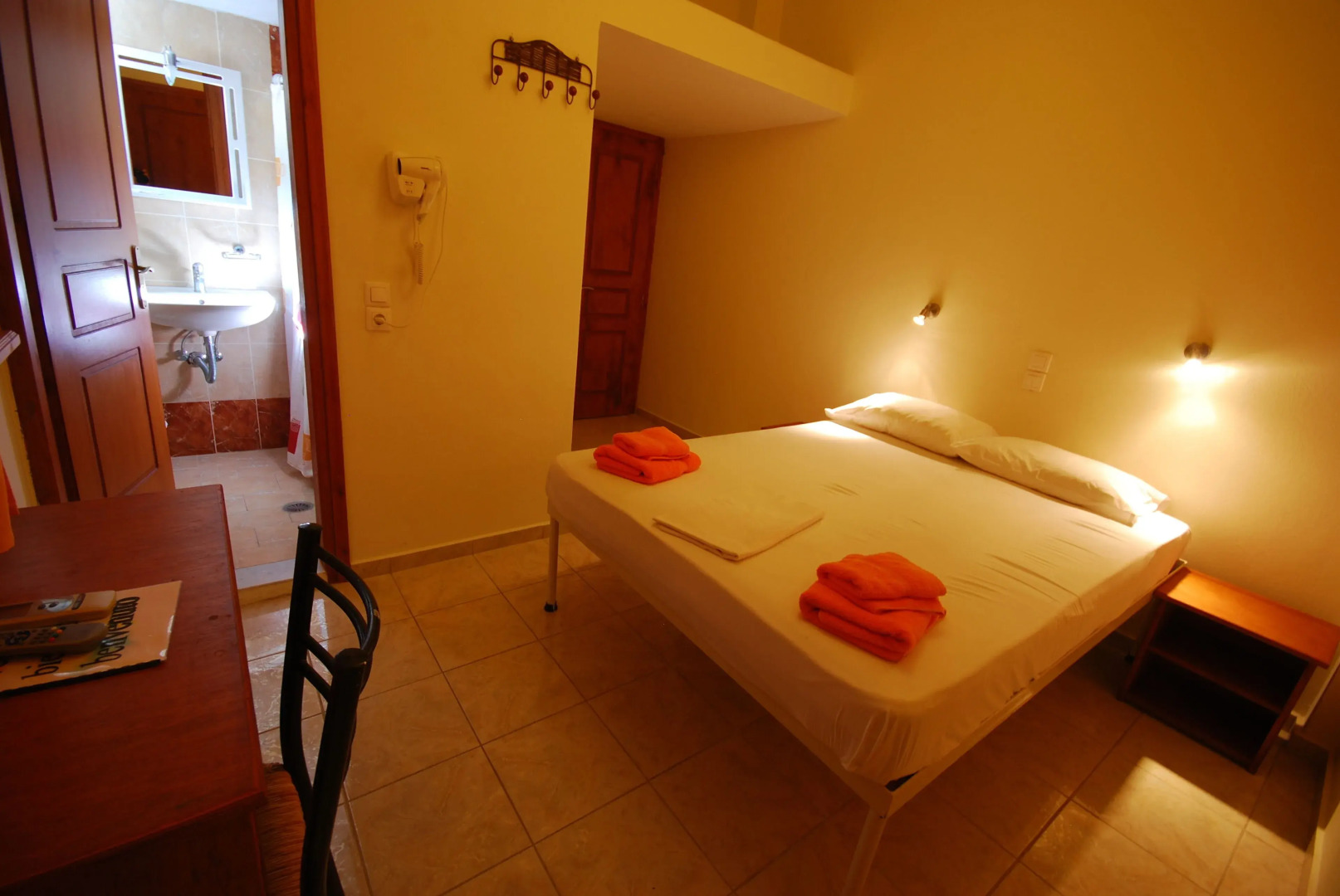 Photo - Santorini Camping/Rooms