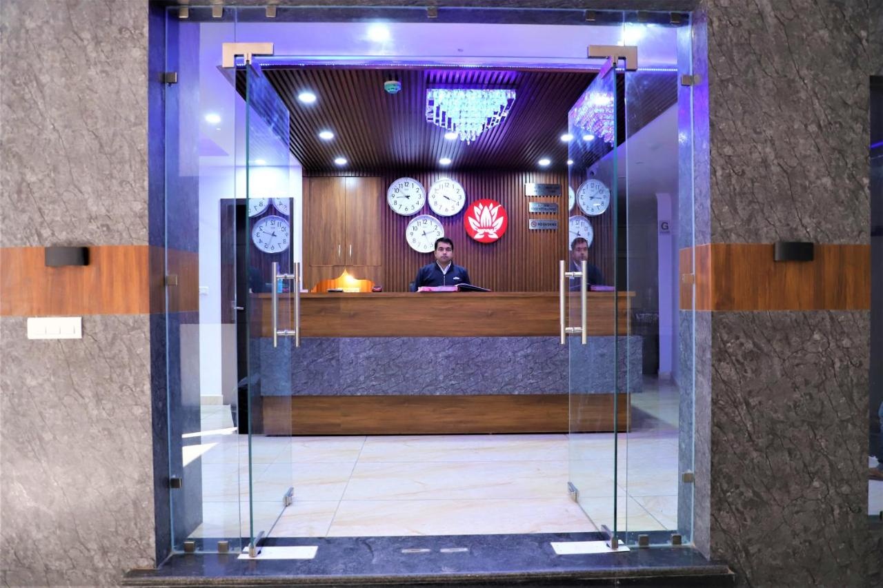 Foto - Airport Hotel Shivaka Inn
