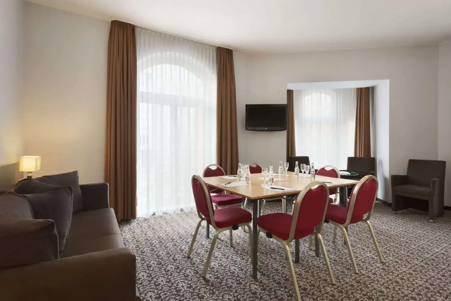 Foto - Ramada by Wyndham Frankfurt Central Station