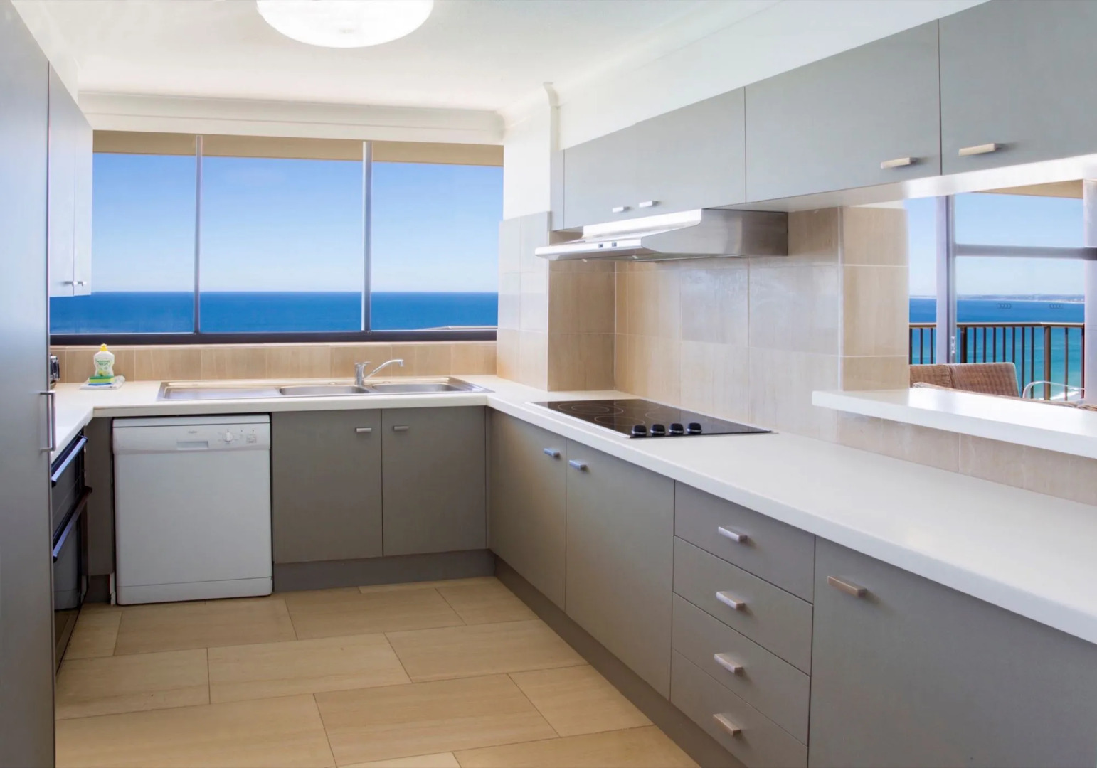 Foto - View Pacific Apartments