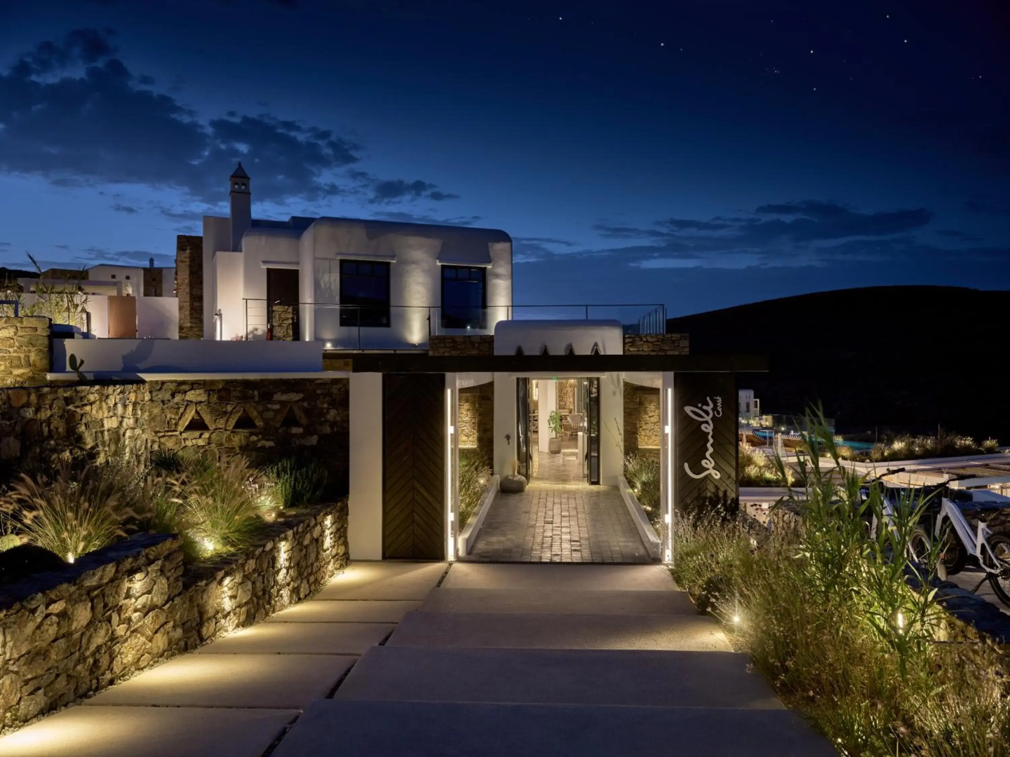 Photo - Semeli Coast Mykonos Curio Collection by Hilton