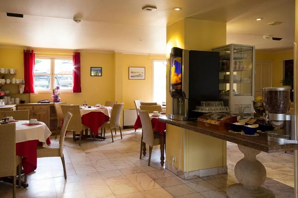 Photo - Hôtel Le Dauphin