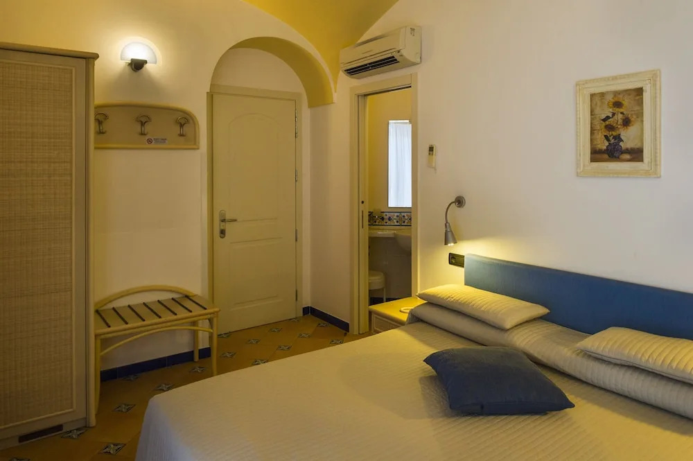 Photo - Hotel Bellevue Suite