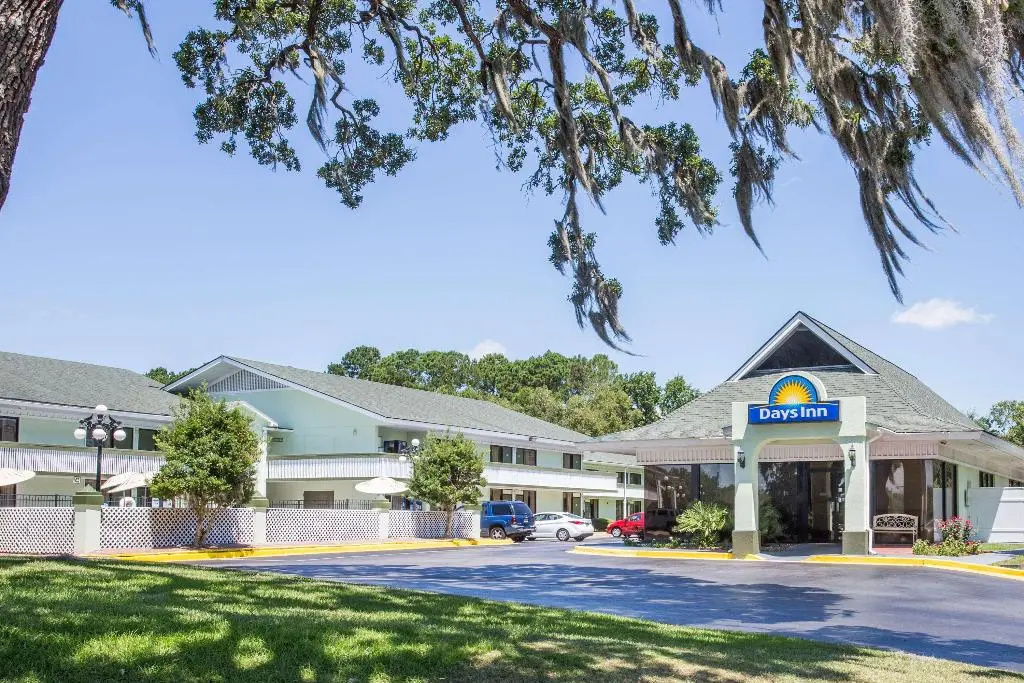 Photo - Red Roof Inn Savannah – Southside/Midtown