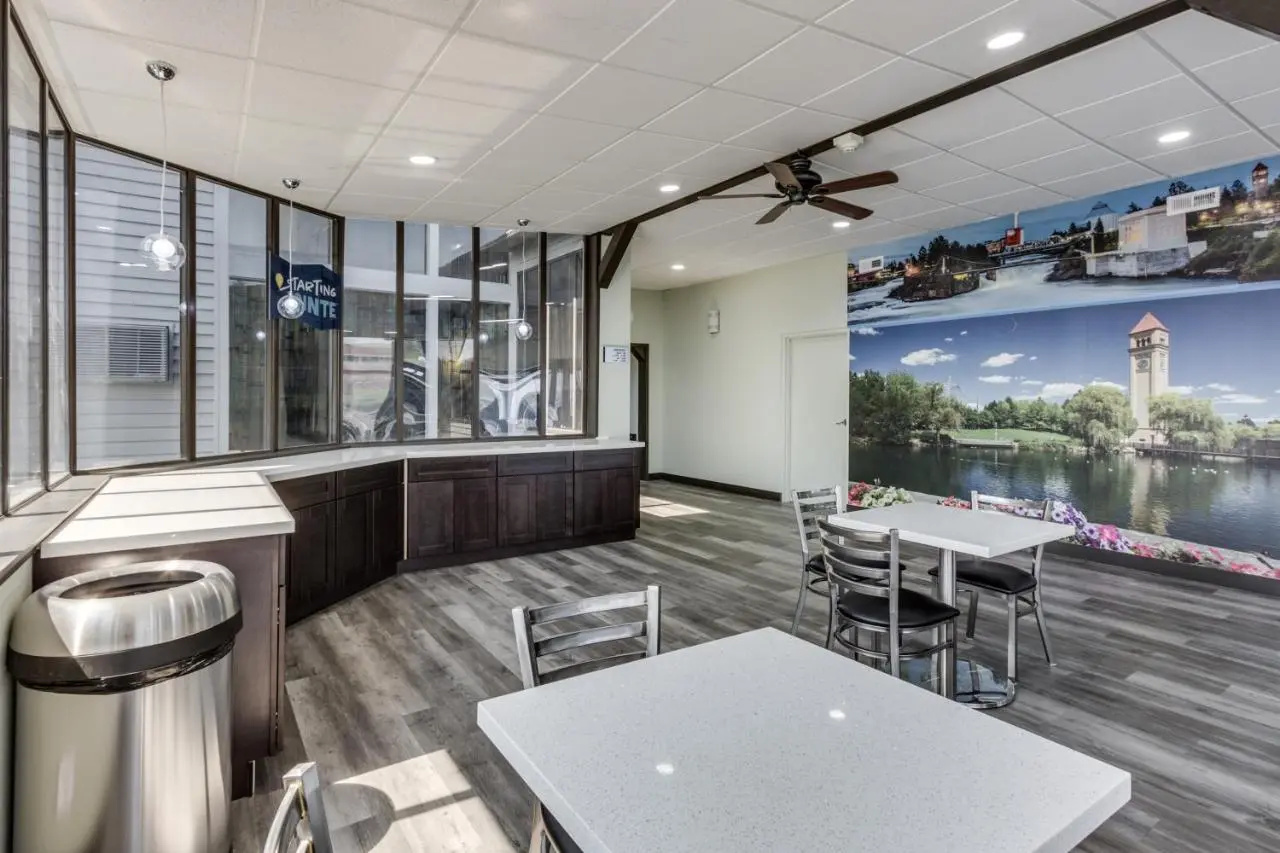 Foto - Days Inn & Suites by Wyndham Spokane
