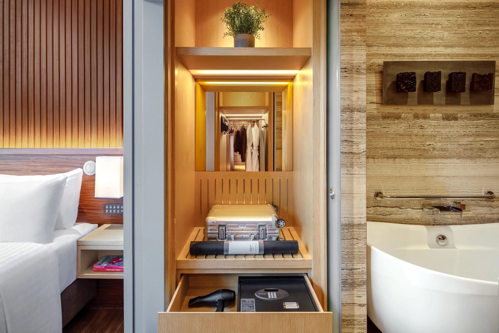 Photo - Oasia Resort Sentosa by Far East Hospitality