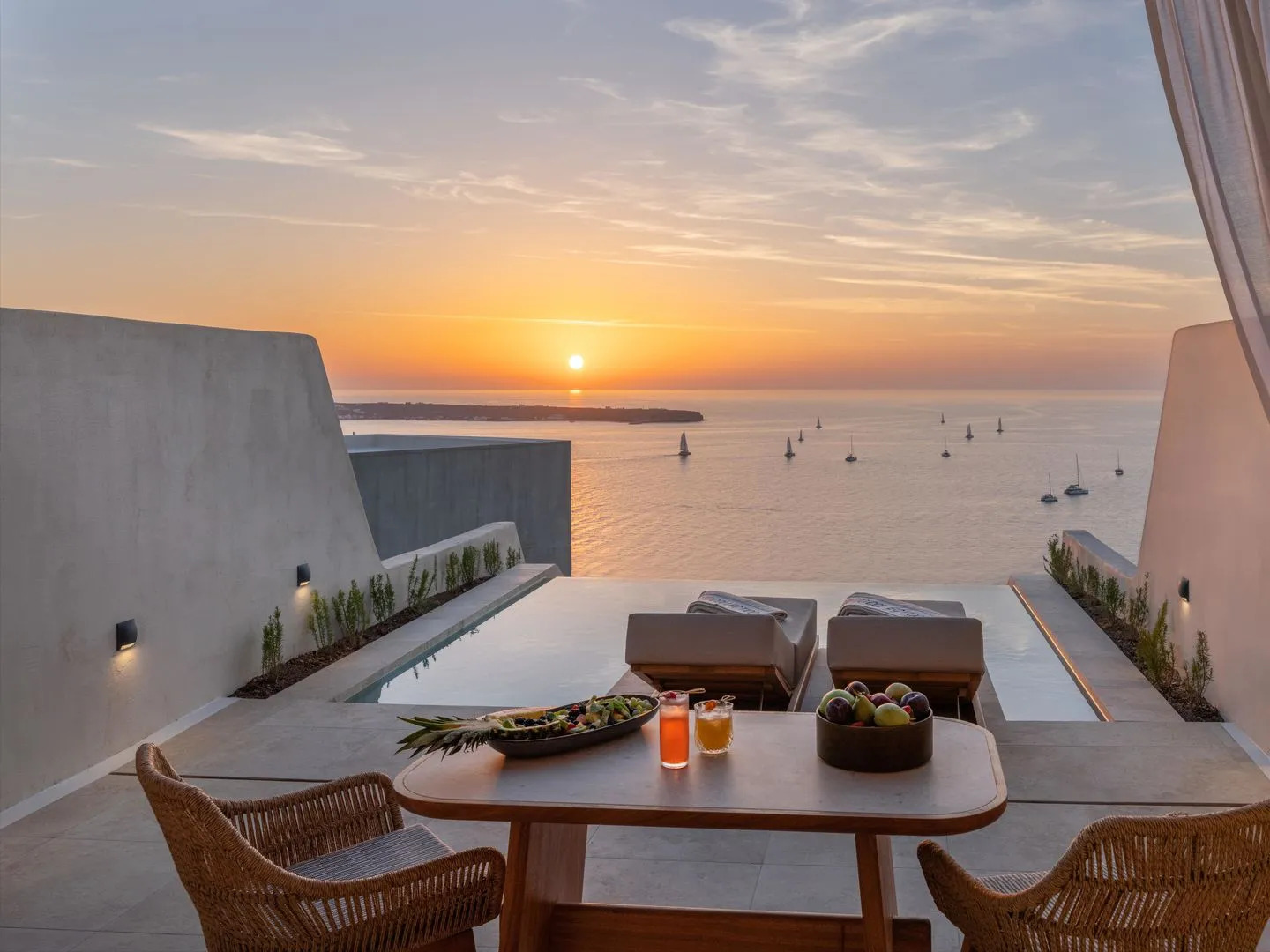 Photo - Santo Mine Oia Suites