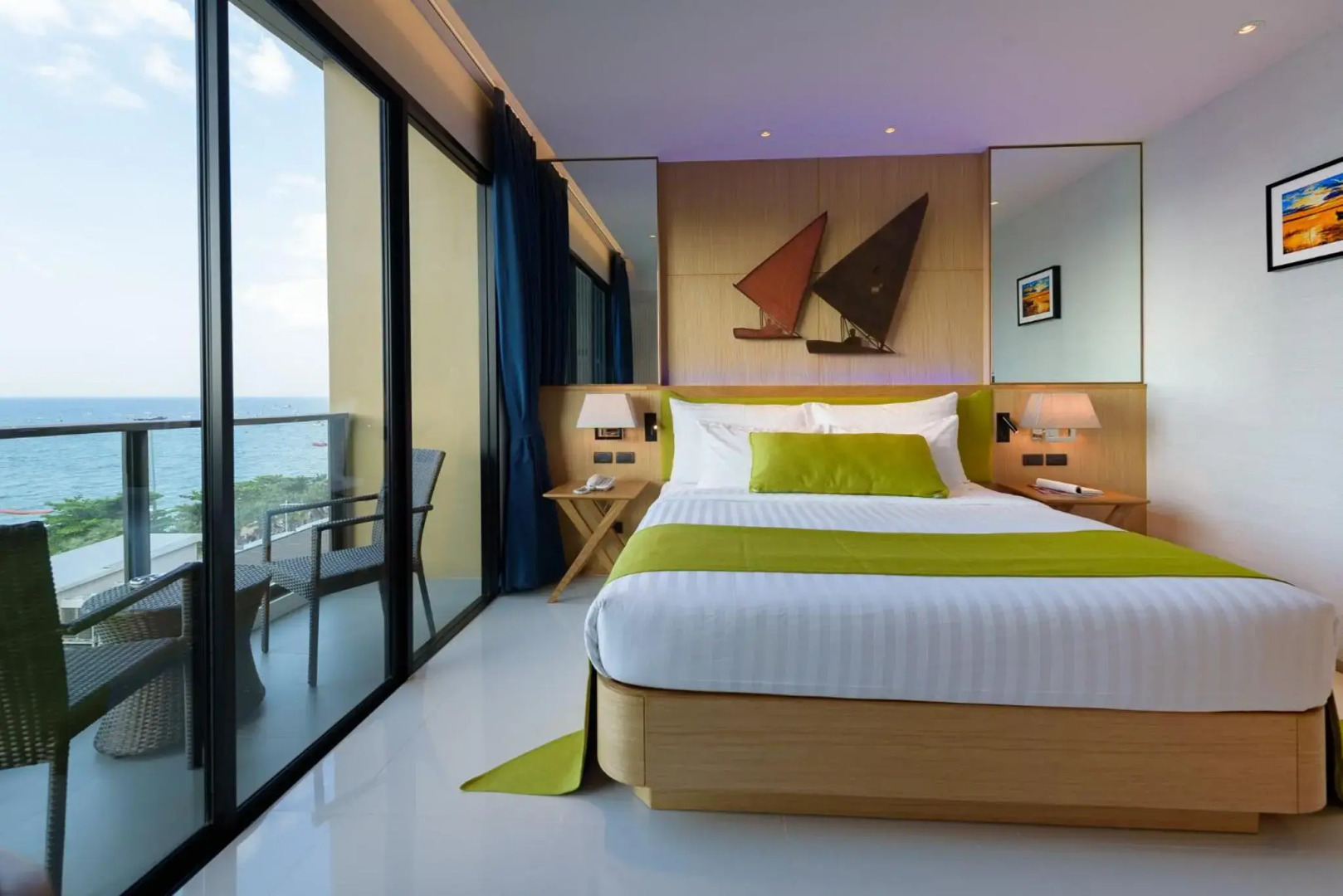 Photo - Deep Blue Z10