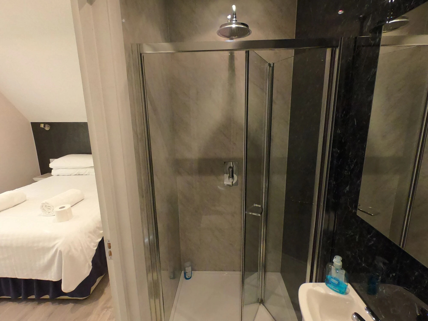 Photo - Debden Guest House