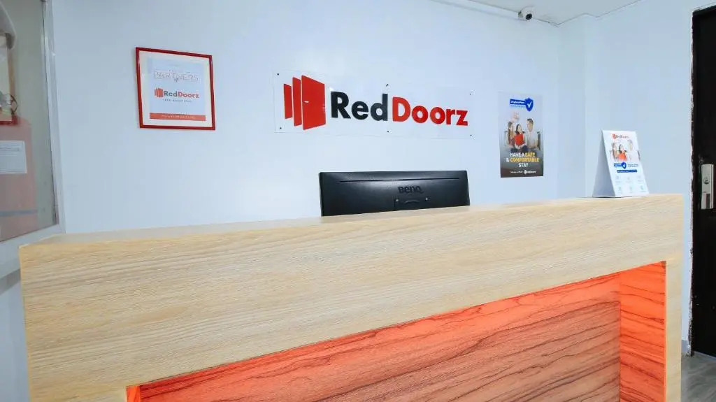 Foto - RedDoorz near Zobel Roxas St