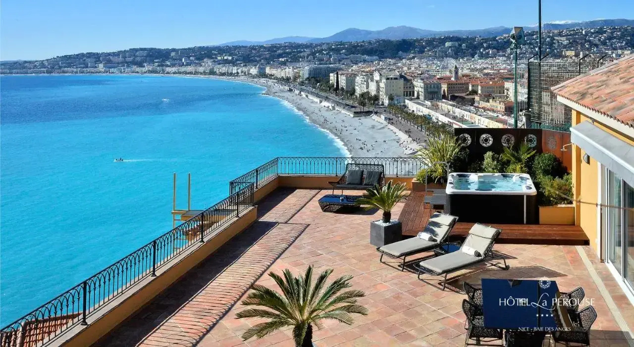 Photo - Hôtel La Pérouse Nice