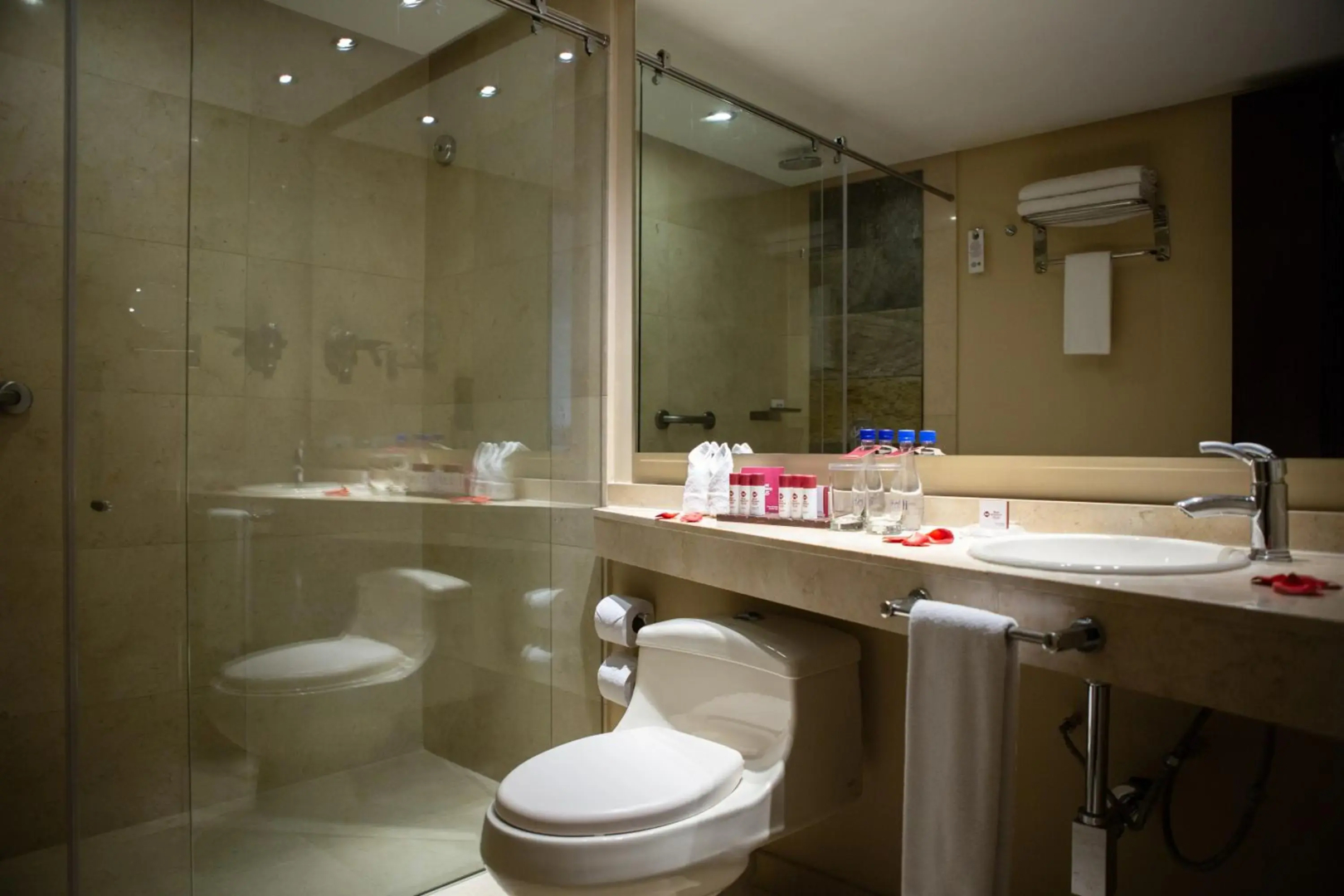 Photo - Best Western Plus 93 Park Hotel