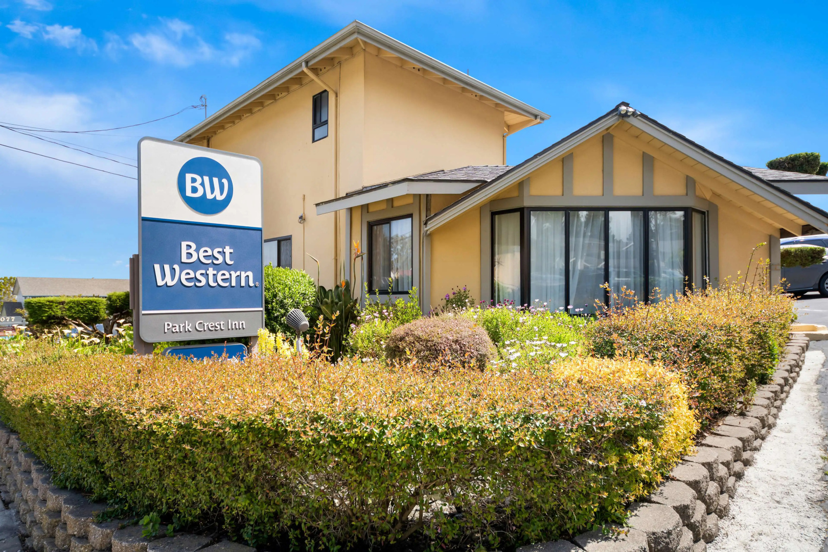 Photo - Best Western Park Crest Inn