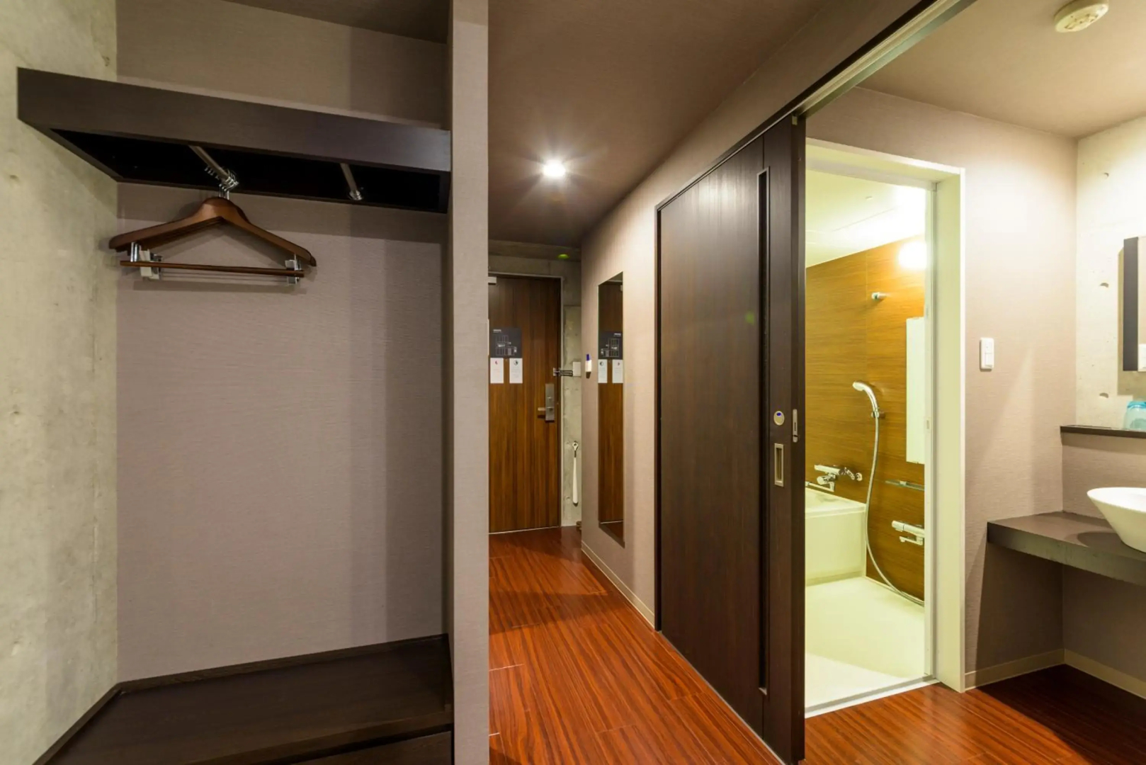 Foto - Naha-West Inn