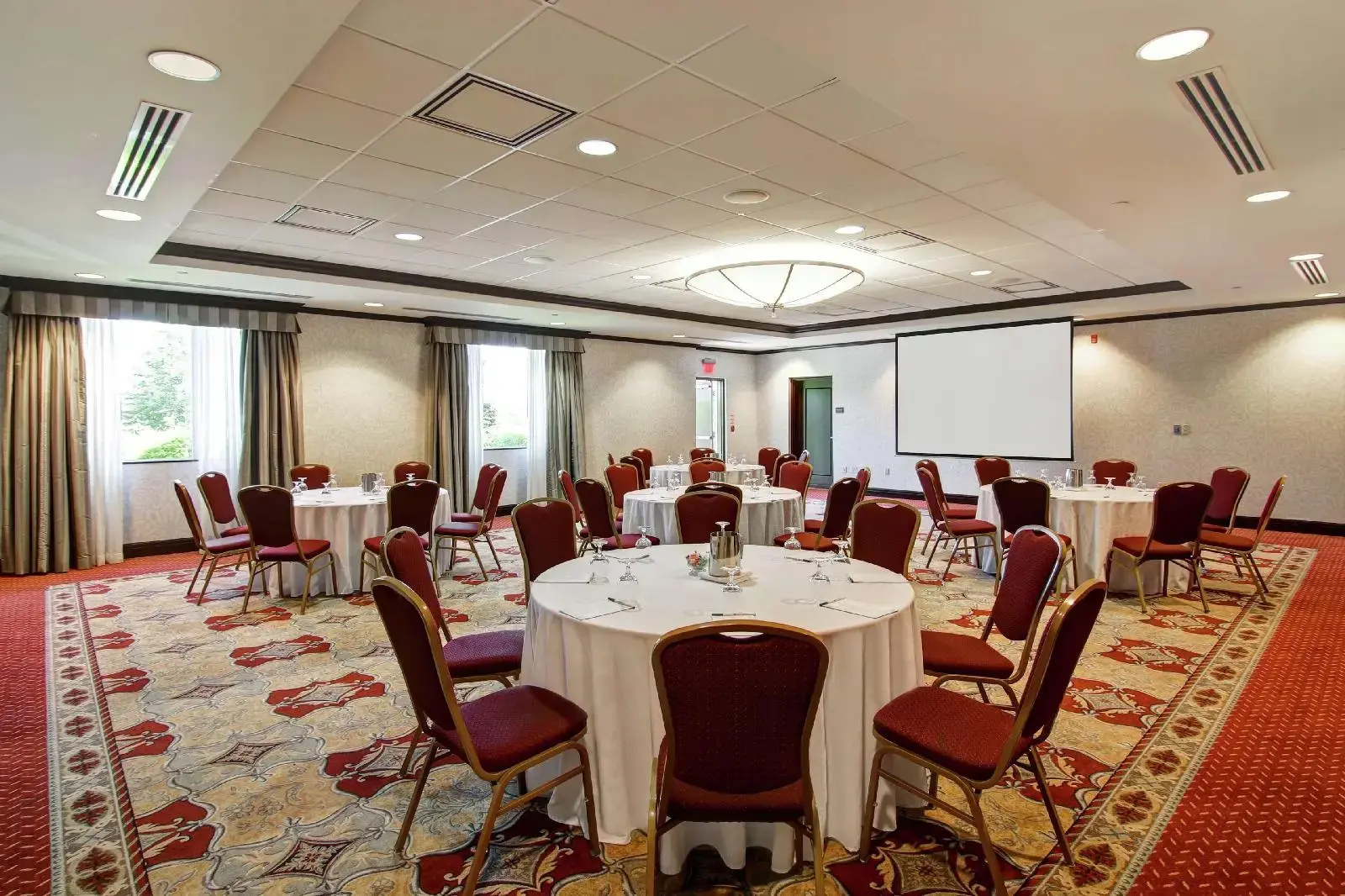 Photo - Homewood Suites by Hilton Toronto Airport Corporate Centre