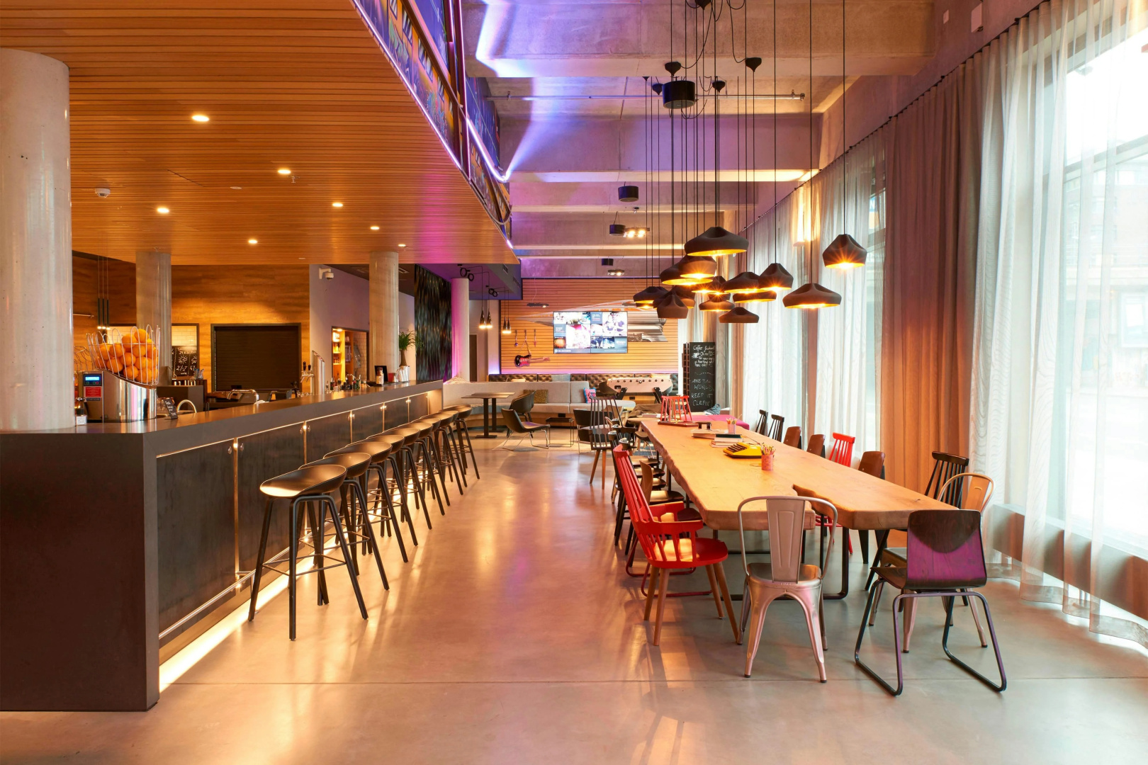 Foto - Moxy Berlin Ostbahnhof