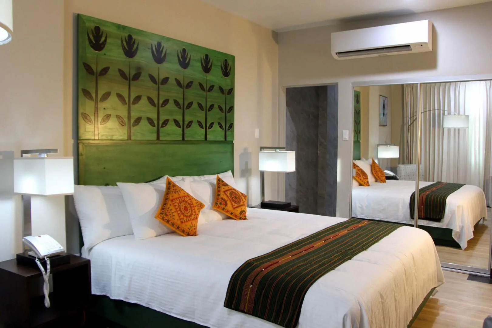 Photo - R Hotel Kingston