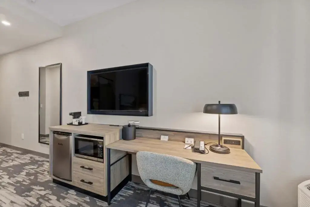 Photo - Sandman Signature Dallas Las Colinas Hotel & Suites