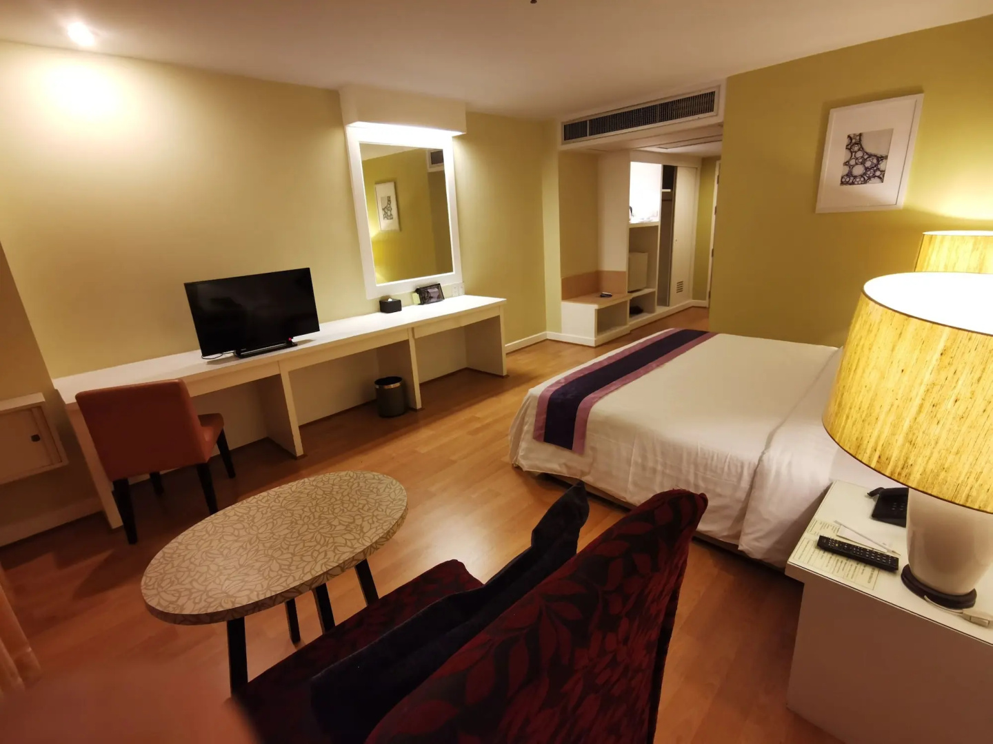 Photo - Tongtara Riverview Hotel