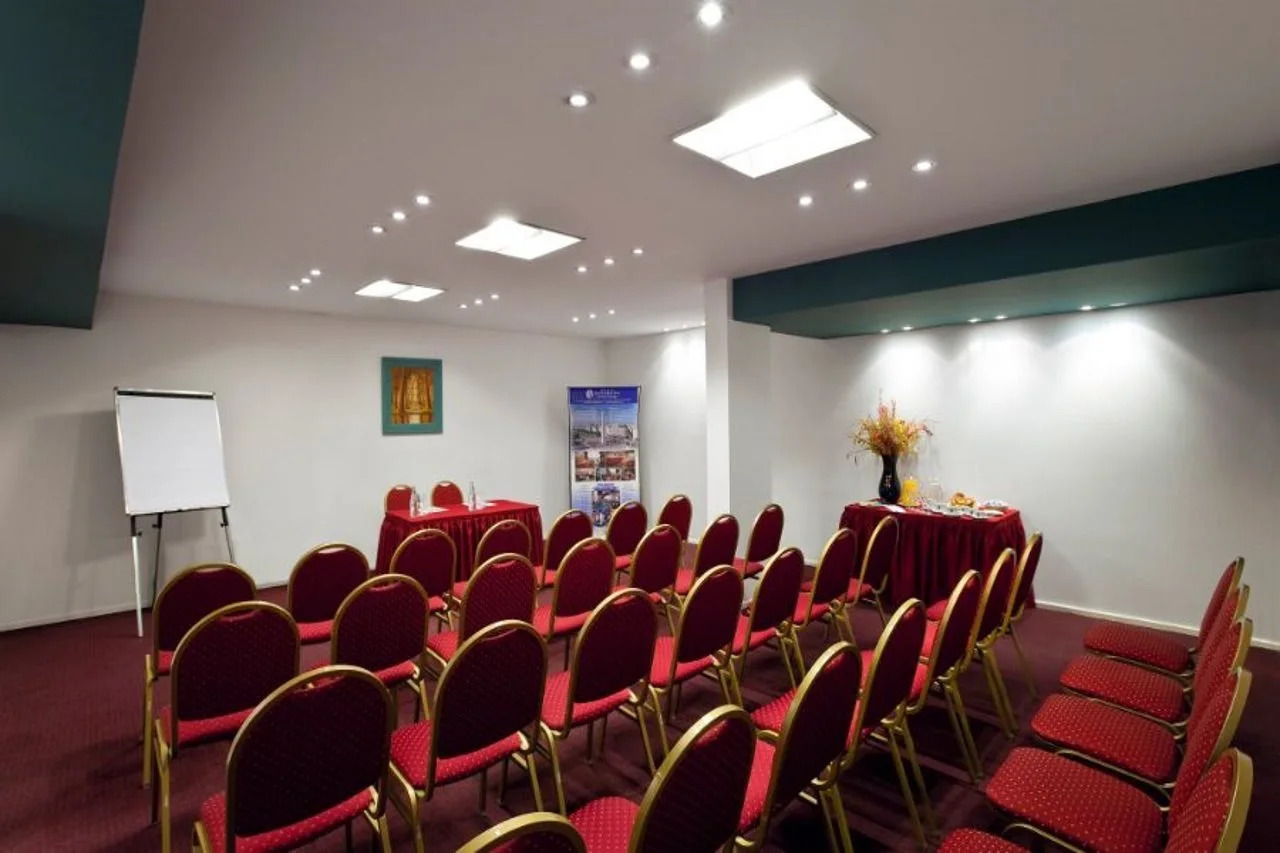 Photo - Globales Republica